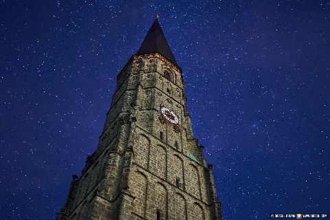 Gemeinde Zeilarn Landkreis Rottal-Inn Schildthurn Kirchenturm Nacht Sterne (Dirschl Johann) Deutschland PAN